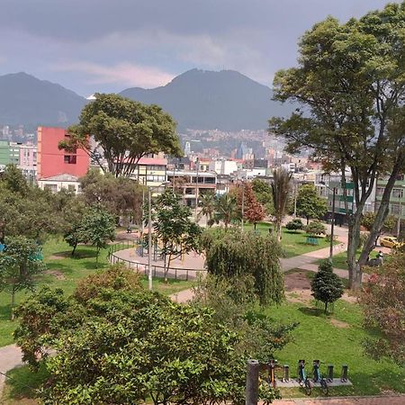 Hoteles Bogota Inn Galerias Luaran gambar