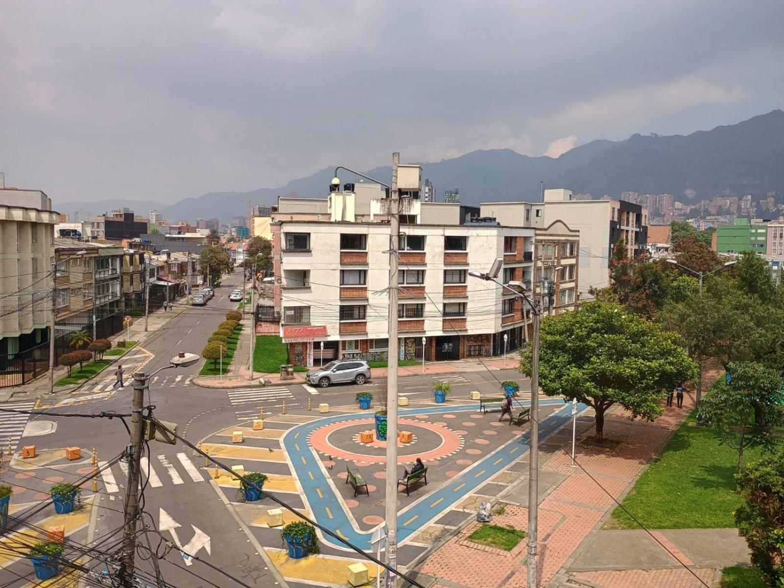 Hoteles Bogota Inn Galerias Luaran gambar