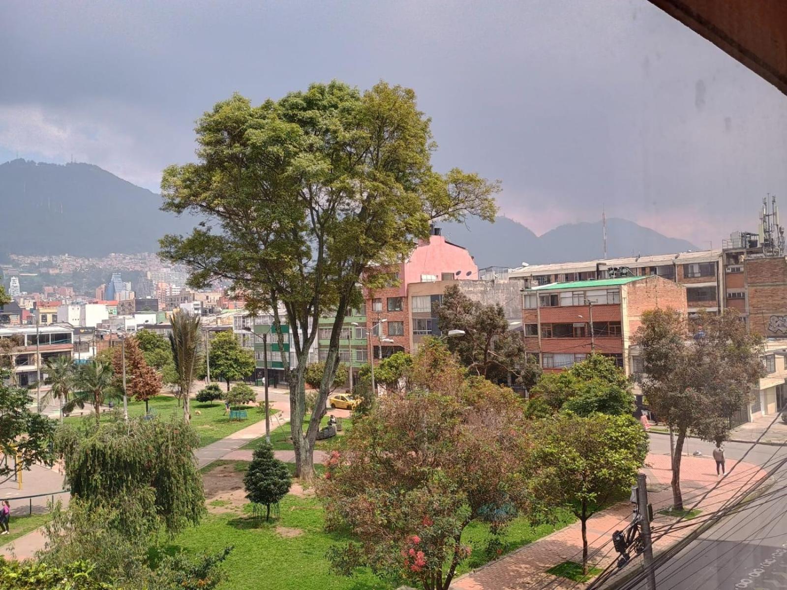 Hoteles Bogota Inn Galerias Luaran gambar
