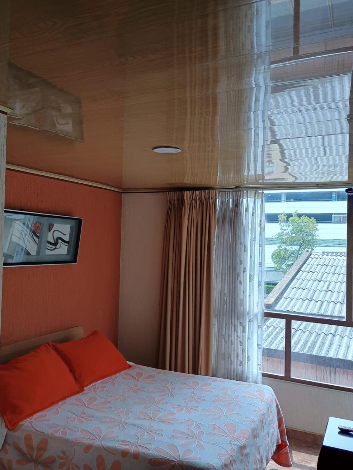 Hoteles Bogota Inn Galerias Luaran gambar